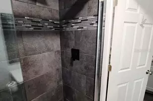 2521 1/2 14th Ave S, Saint Petersburg, FL 33712 - Photo 8