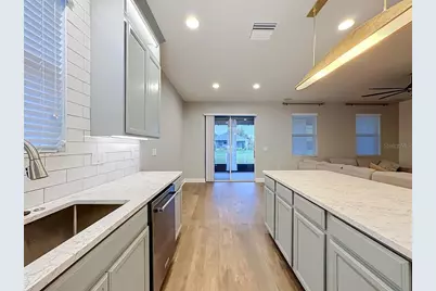 10445 Flagstaff Falls Avenue, Riverview, FL 33578 - Photo 16