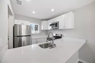 39132 Co Rd 54, Zephyrhills, FL 33542 - Photo 8