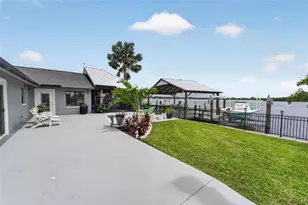 3422 W Shell Point Rd, Ruskin, FL 33570 - Photo 70