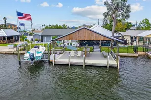 3422 W Shell Point Rd, Ruskin, FL 33570 - Photo 2