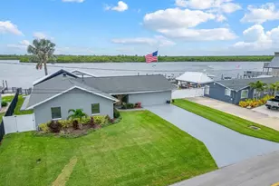 3422 W Shell Point Rd, Ruskin, FL 33570 - Photo 92