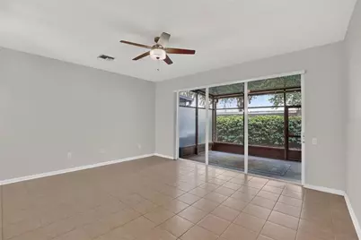 10137 Pink Palmata Court, Riverview, FL 33578 - Photo 12