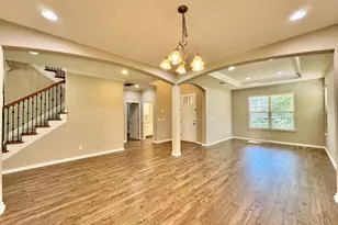 8828 Tropical Palm Dr, Tampa, FL 33626 - Photo 6