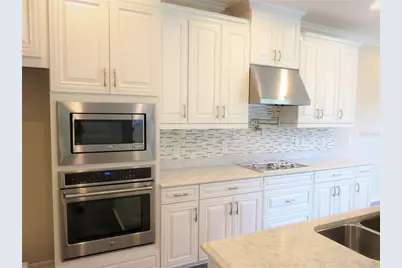 8828 Tropical Palm Drive, Tampa, FL 33626 - Photo 8