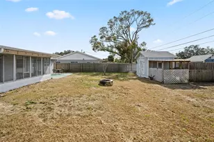 1712 Thomas Dr, Clearwater, FL 33759 - Photo 20