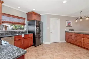 2535 Lake Ellen Dr, Tampa, FL 33618 - Photo 28