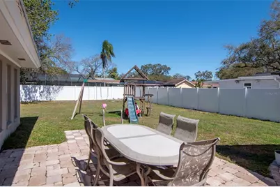 2535 Lake Ellen Drive, Tampa, FL 33618 - Photo 24