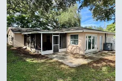 1709 Eaton Drive NE, Clearwater, FL 33756 - Photo 18