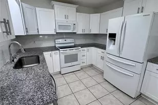 1709 Eaton Dr NE, Clearwater, FL 33756 - Photo 8