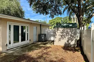 1709 Eaton Dr NE, Clearwater, FL 33756 - Photo 22