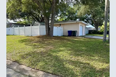 1709 Eaton Drive NE, Clearwater, FL 33756 - Photo 4