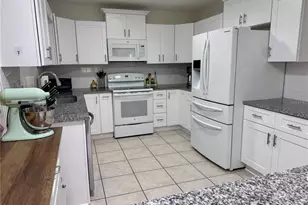 1709 Eaton Dr NE, Clearwater, FL 33756 - Photo 8