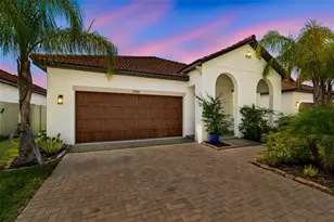17307 Blue Walk St, Wimauma, FL 33598 - Photo 2
