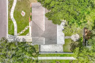 11007 Airview Dr, Tampa, FL 33625 - Photo 54