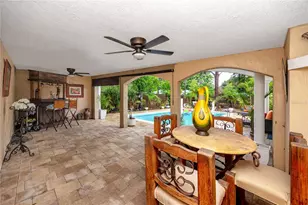 755 43rd Street N, Saint Petersburg, FL 33713 - Photo 2