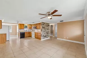3533 Wilson Dr, Holiday, FL 34691 - Photo 8