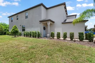 635 Royal Empress Dr, Ruskin, FL 33570 - Photo 4