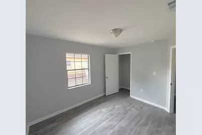 524 Montana Avenue, Lakeland, FL 33815 - Photo 2