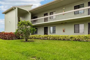 129 Nancy Dr, Oldsmar, FL 34677 - Photo 4