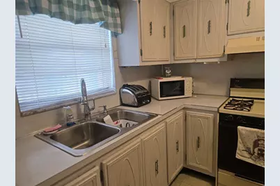 5356 81st Street N #15, Saint Petersburg, FL 33709 - Photo 4