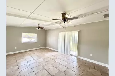 673 59th Street S, Saint Petersburg, FL 33707 - Photo 6