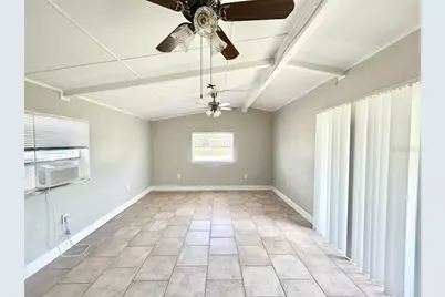673 59th Street S, Saint Petersburg, FL 33707 - Photo 10