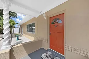 5931 49th Ave N, Saint Petersburg, FL 33709 - Photo 4