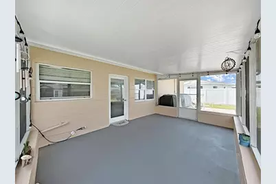5931 49th Avenue N, Saint Petersburg, FL 33709 - Photo 32