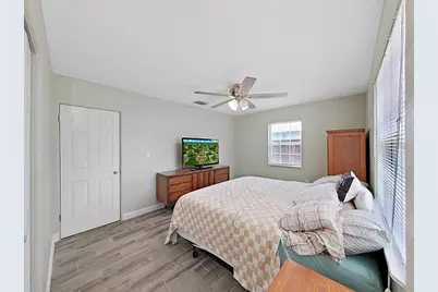 5931 49th Avenue N, Saint Petersburg, FL 33709 - Photo 26