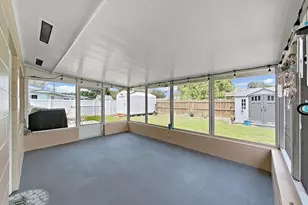 5931 49th Ave N, Saint Petersburg, FL 33709 - Photo 30