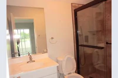 201 Kings Boulevard #15, Sun City Center, FL 33573 - Photo 12