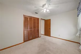 901 Tarawood Ln, Valrico, FL 33594 - Photo 10