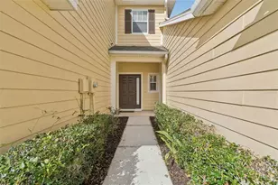 20112 Indian Rosewood Dr, Tampa, FL 33647 - Photo 4