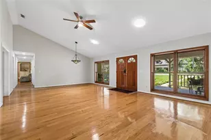 1055 Riverside Ridge Rd, Tarpon Springs, FL 34688 - Photo 18