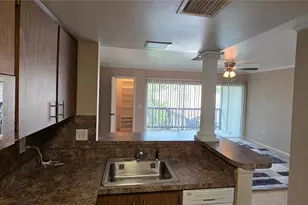 3814 N Lake Dr, Tampa, FL 33614 - Photo 6