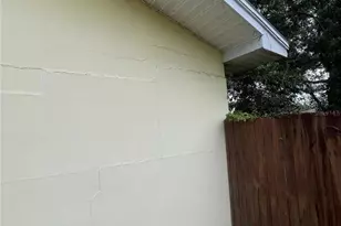 635 Deville Dr E, Largo, FL 33771 - Photo 14