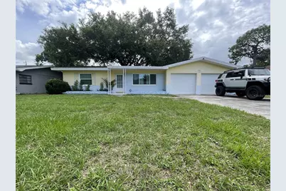 635 Deville Drive E, Largo, FL 33771 - Photo 1