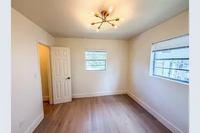 4211 W Bay View Avenue, Tampa, FL 33611 - Photo 14