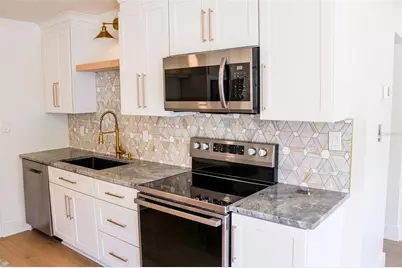 4211 W Bay View Avenue, Tampa, FL 33611 - Photo 4