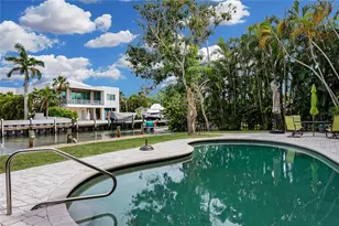 614 Norton St, Longboat Key, FL 34228 - Photo 2
