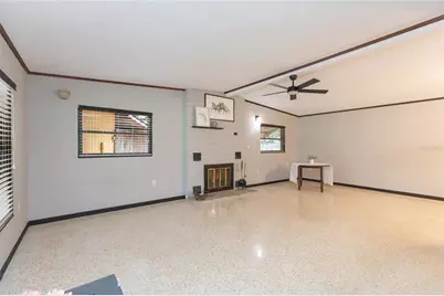 8813 SE Flame Vine Avenue, Seminole, FL 33777 - Photo 2