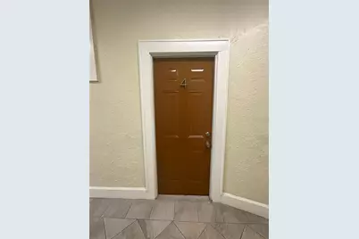 2608 Central Avenue, Saint Petersburg, FL 33712 - Photo 4