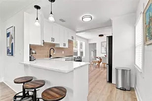1701 41st St S, Saint Petersburg, FL 33711 - Photo 10