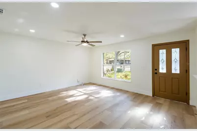 6409 N 41st Street, Tampa, FL 33610 - Photo 8