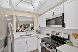 14922 Feather Cove Rd, Clearwater, FL 33762 - Photo 2