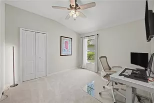9402 Hunters Pond Dr, Tampa, FL 33647 - Photo 38
