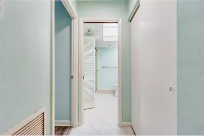 186 Boca Ciega Point South Boulevard, Saint Petersburg, FL 33708 - Photo 36