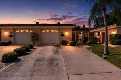 186 Boca Ciega Point South Boulevard, Saint Petersburg, FL 33708 - Photo 2
