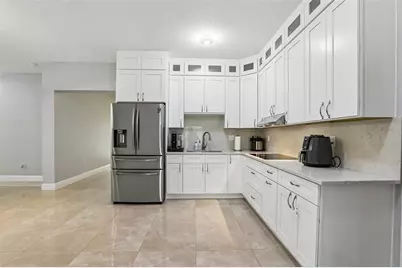 2703 Auburn Avenue W, Tampa, FL 33614 - Photo 6